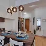 Adam Apartamento *